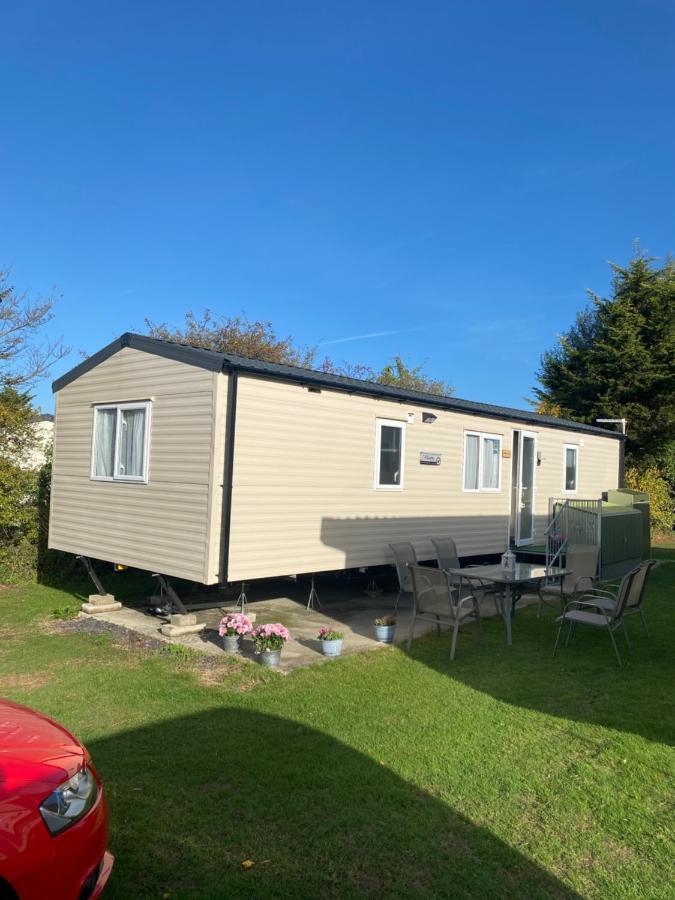 The Hideaway Cabin Seasalter Luaran gambar