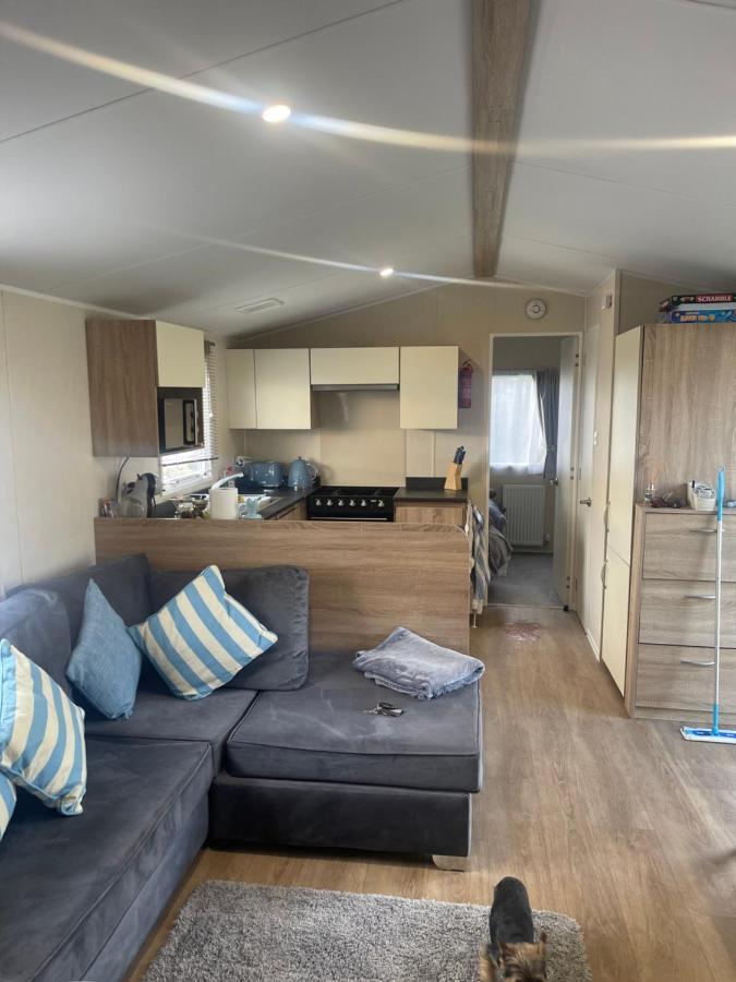 The Hideaway Cabin Seasalter Luaran gambar