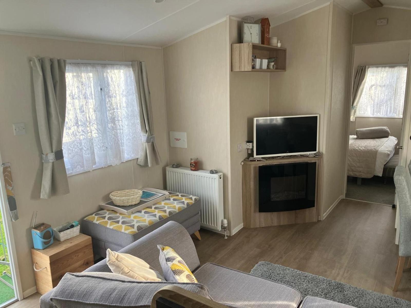 The Hideaway Cabin Seasalter Luaran gambar